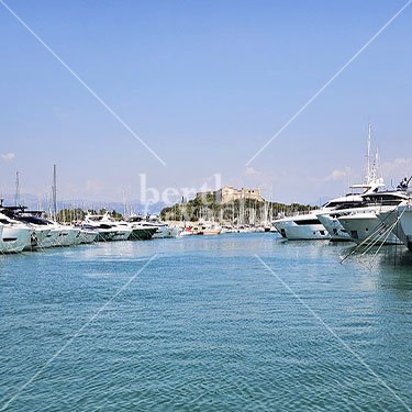 Emplacement à céder Port Vauban -Côte d 'Azur-Antibes