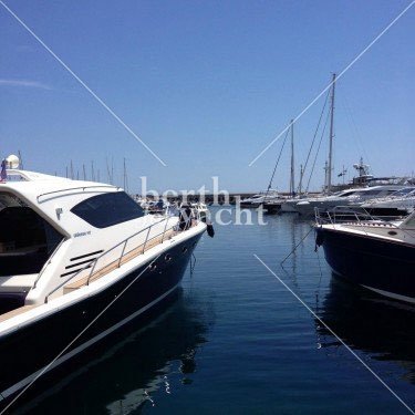 Emplacement pour yacht à vendre au port de Cap d'Ail-Côte d'Azur