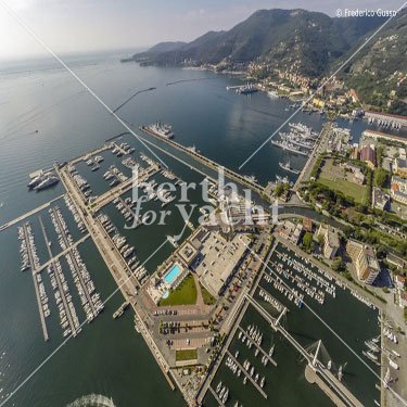 Emplacement pour super yacht à céder Porto-Mirabello - La Spezia -Italie
